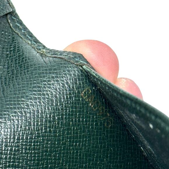 Louis Vuitton Long Wallet / Passport Case - Picture 8 of 12